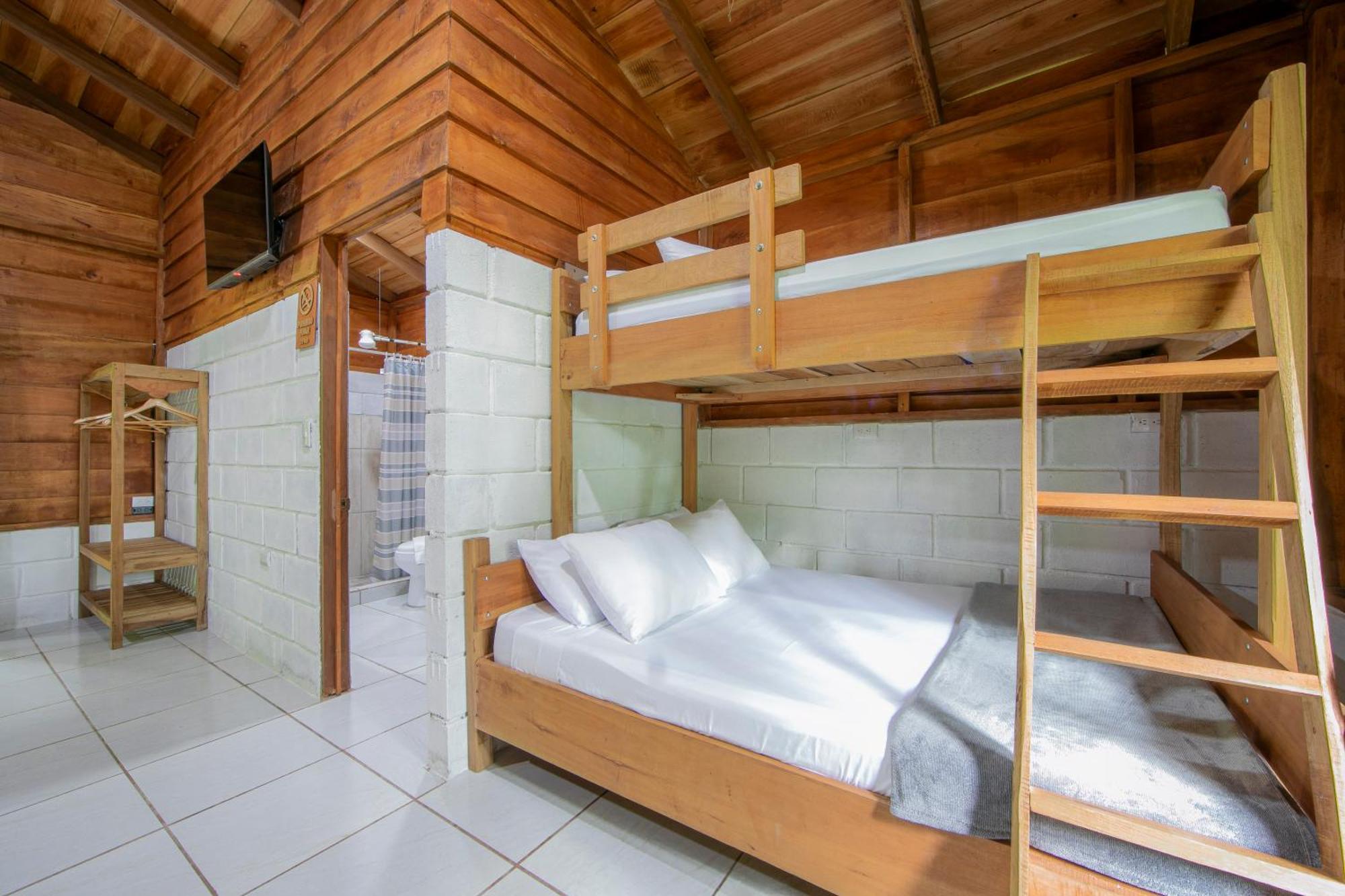 Eden Organic Farm & Bungalows La Fortuna Bagian luar foto